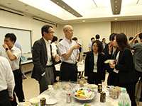 懇親会